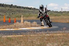 DSC_3865-XL.jpg DSC_3865-XL.jpg