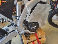 v5000018645 metalbox.jpg