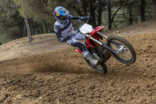 258733_stark_roczen_november_2022_22a2399.jpg